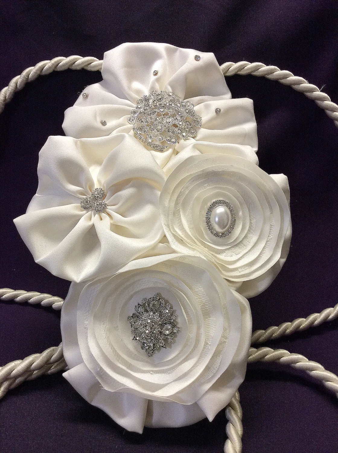 catholic wedding/wedding lasso/wedding rope lasso/lasso/with blush/dusty rose, champagne flowers and silver diamond brooches, pearls