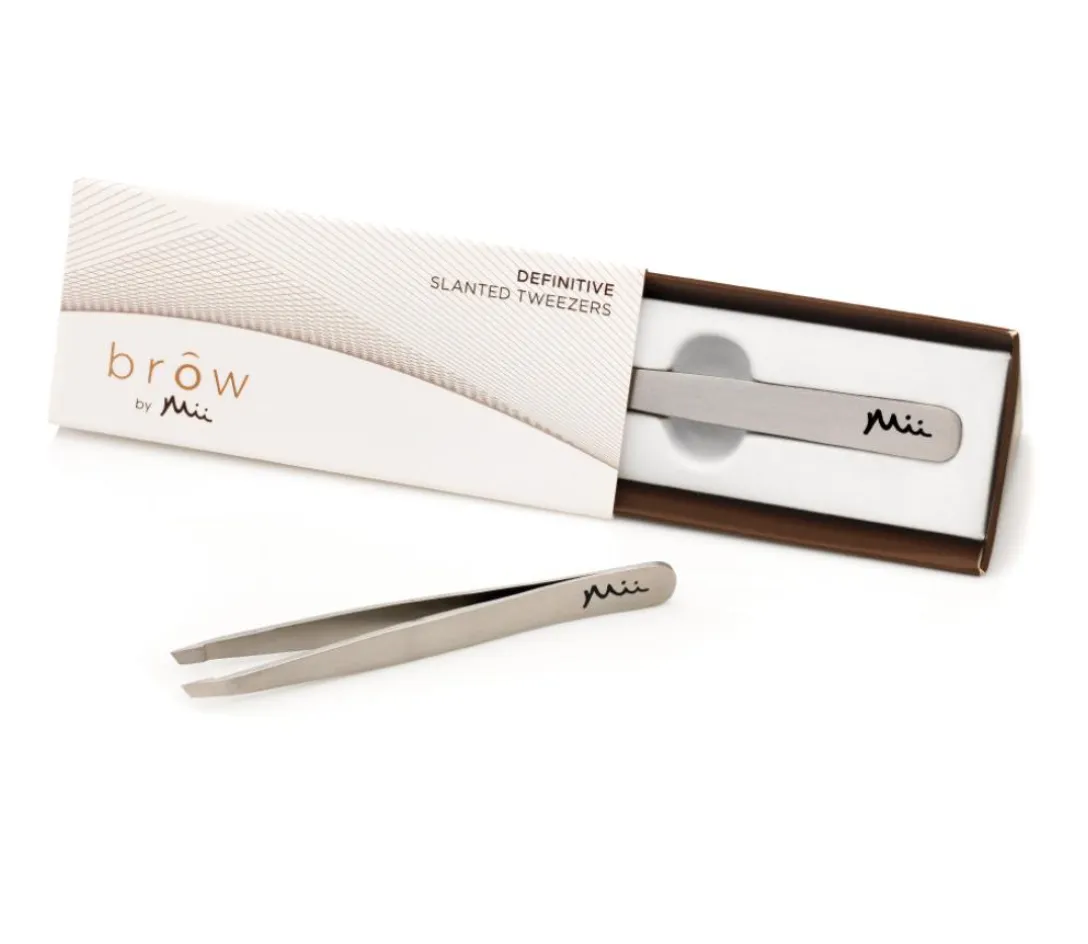 Defining Brows and Lips The Ultimate Kit