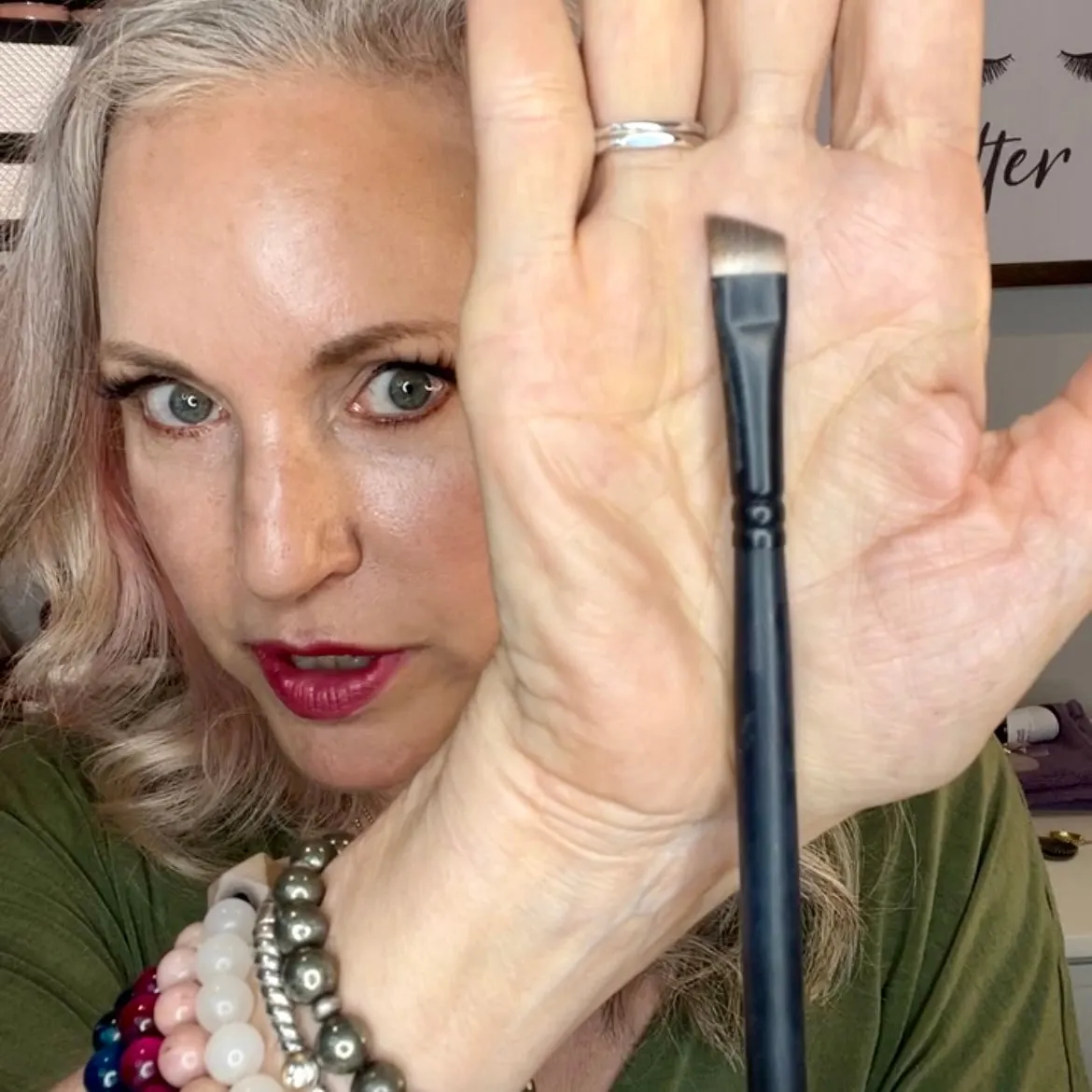Fine Angle Liner & Brow Brush