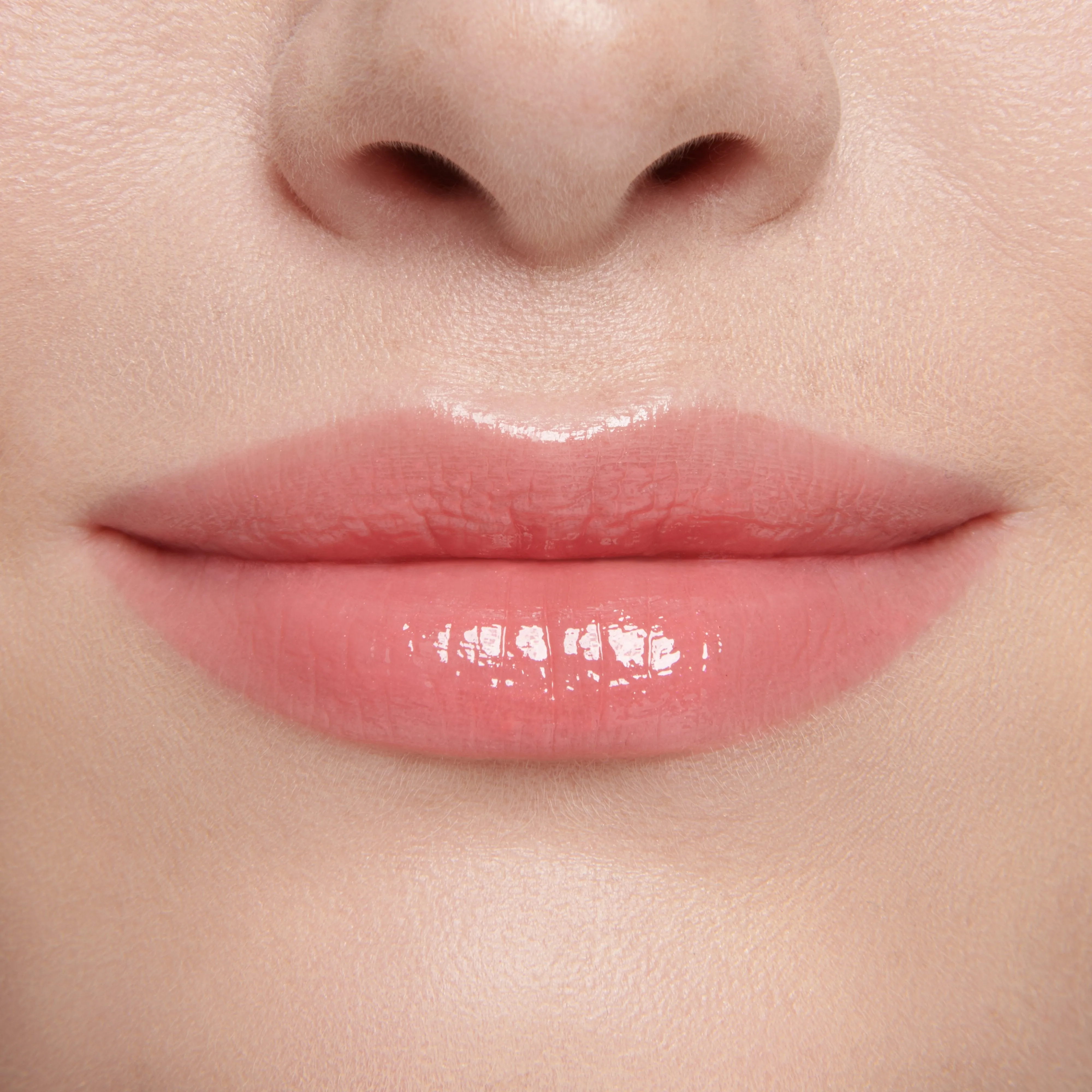 Go Lightly (Gloss Embrace Lip Gloss)