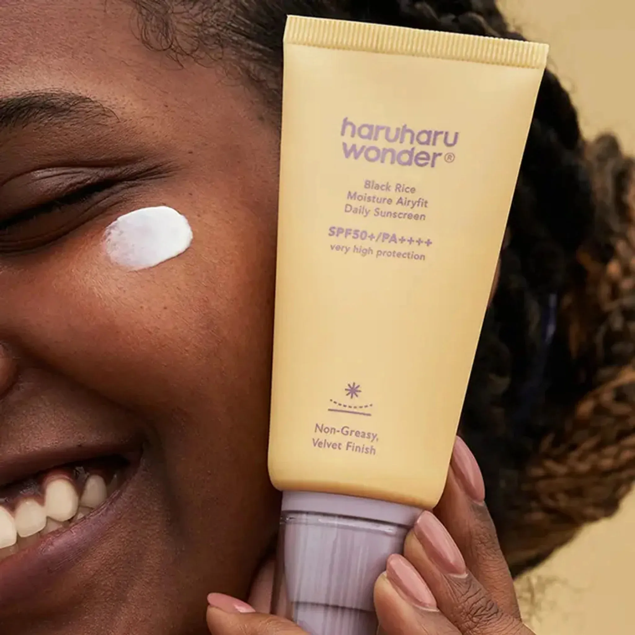 Haruharu WONDER - Black Rice Moisture Airyfit Sunscreen