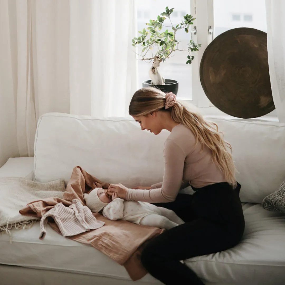 Mushie Organic Muslin Swaddle - Blush