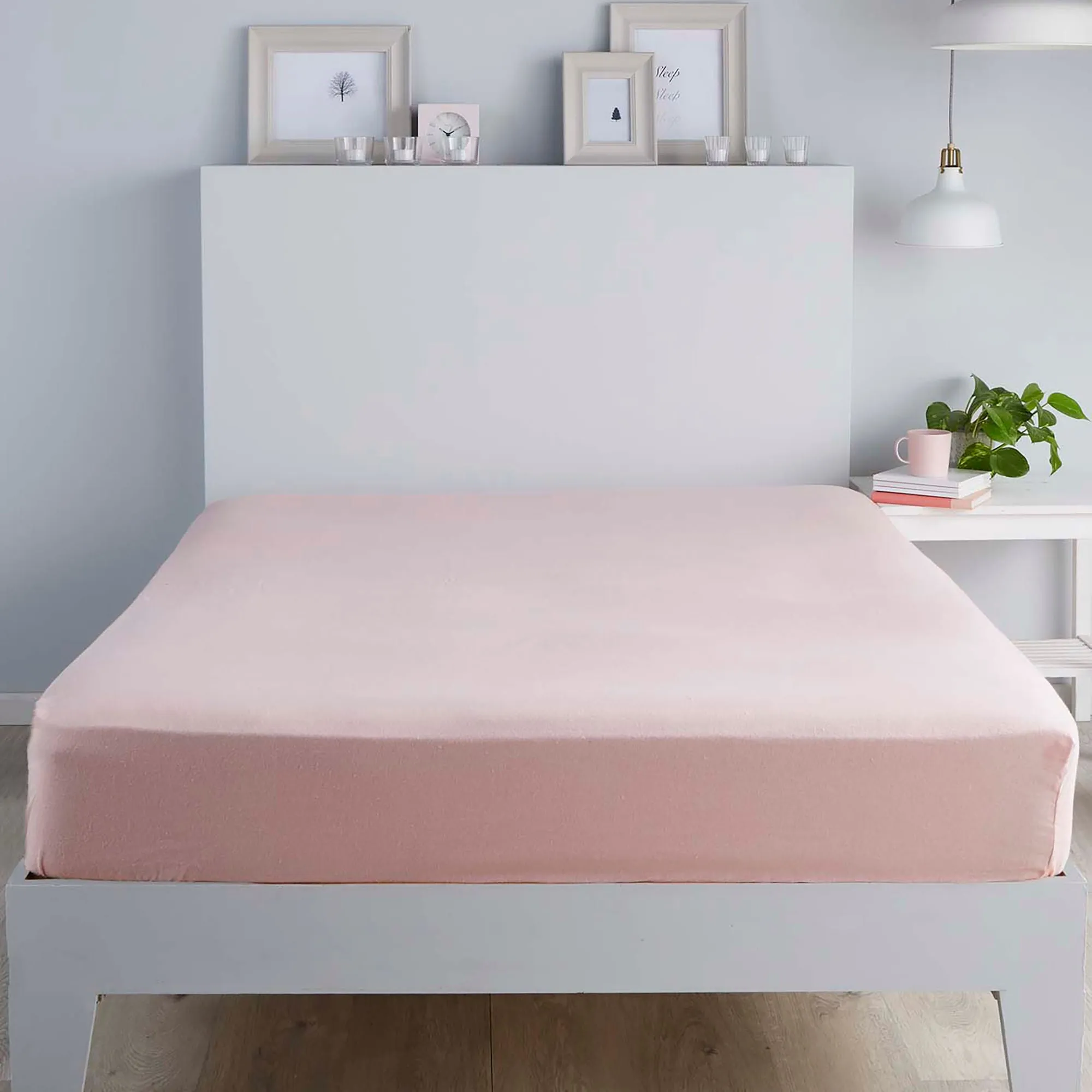 Soft touch microfibre 32cm Fitted Bed Sheet by Serene in Blush